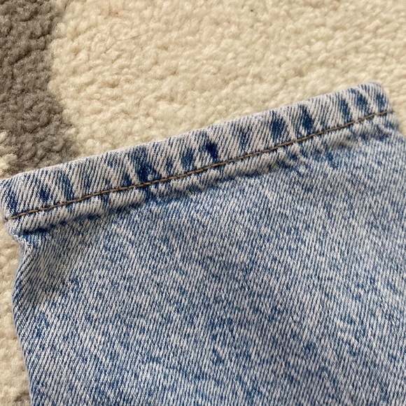 Vintage Acid Washed Mom Jeans - Picture 7 of 8